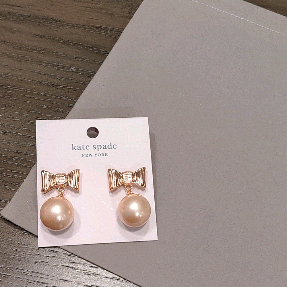 NEW Kate Spade Pearl Drop Earrings in Rose Gold - Picture 5 of 9